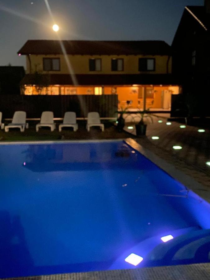 Casa Sannicolau Bed & Breakfast Sinnicolau Mare Exterior photo
